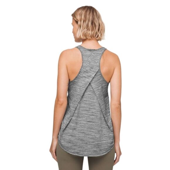 Lululemon Essential Tank size 8 - Picture 1 of 6